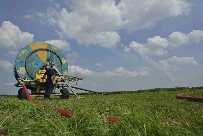 Warm weer zorgt voor toenemende watervraag - Foto: Ingezonden foto