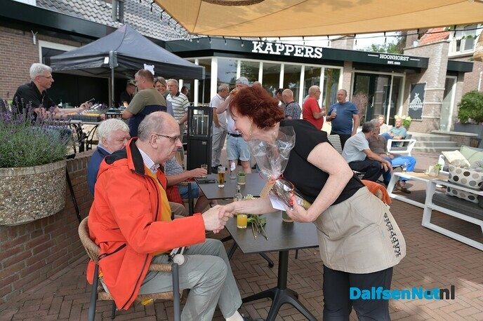 Een schot in de roos nieuw terras Grand Café Kappers - Foto: Johan Bokma