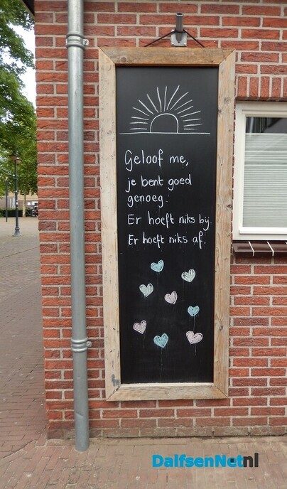Humor langs de weg, nieuwe spreuk (5) - Foto: Willy