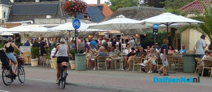Enorme drukte bij Ekkelenkamp - Foto: Willy