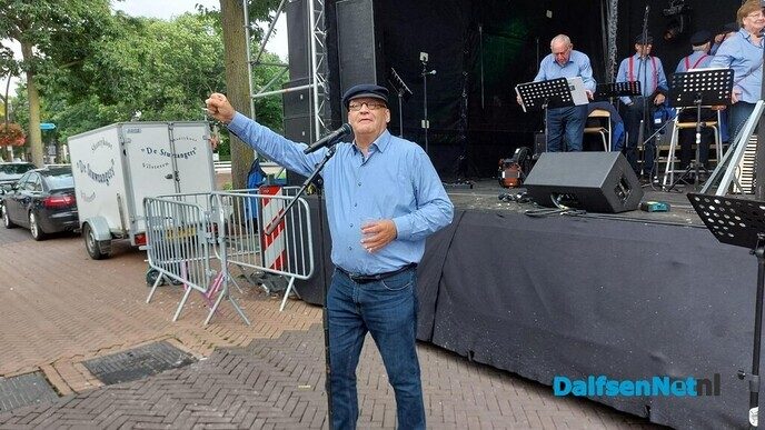 Hoe bevalt het Bert Koster bij de Stuwzangers - Foto: Ingezonden foto