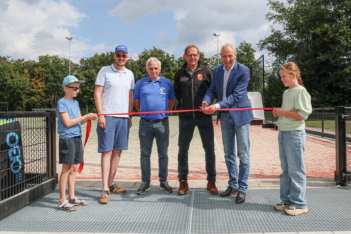 Opening gerenoveerde hockeyvelden - Foto: Gemeente Dalfsen