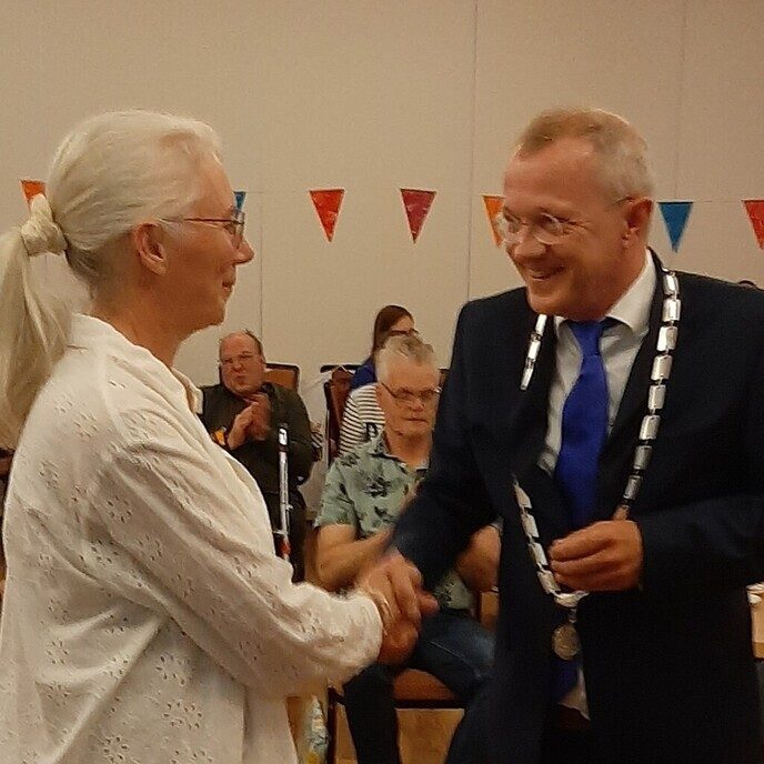 Koninklijke onderscheiding voor Rebecca Feenstra - Foto: Ingezonden foto