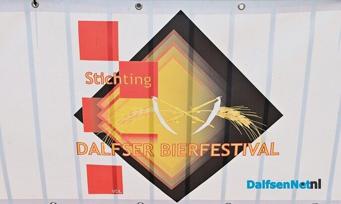 Opbouw Dalfser Bierfestival in volle gang - Foto: Johan Bokma