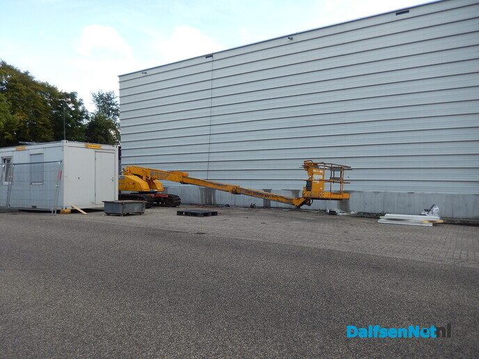 Nieuwe gevelbekleding voor de koekies fabriek - Foto: Willy