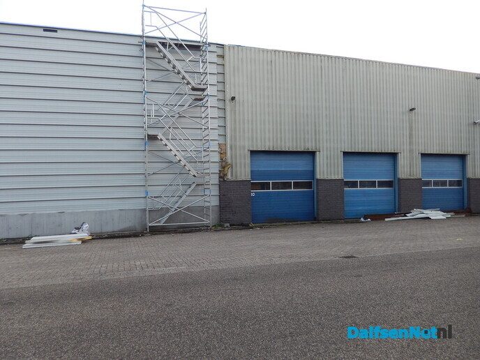 Nieuwe gevelbekleding voor de koekies fabriek - Foto: Willy