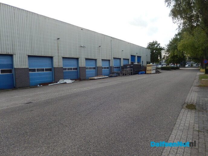 Nieuwe gevelbekleding voor de koekies fabriek - Foto: Willy