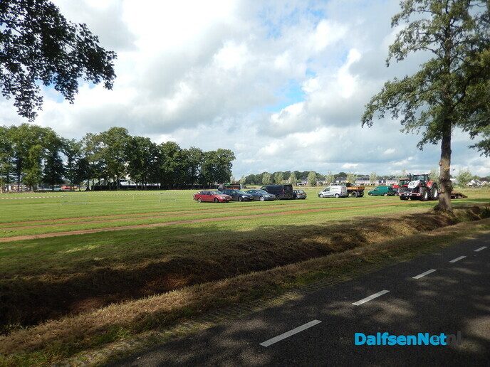 Kachel FM bezig met de opbouw (update met filmpje) - Foto: Willy