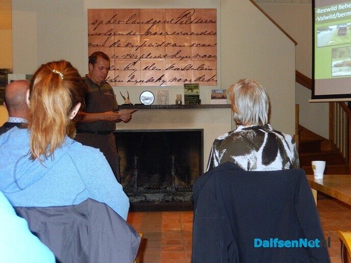 Zeer interessante lezing en een natuurexcursie over Landgoed Vilsteren - Foto: Willy