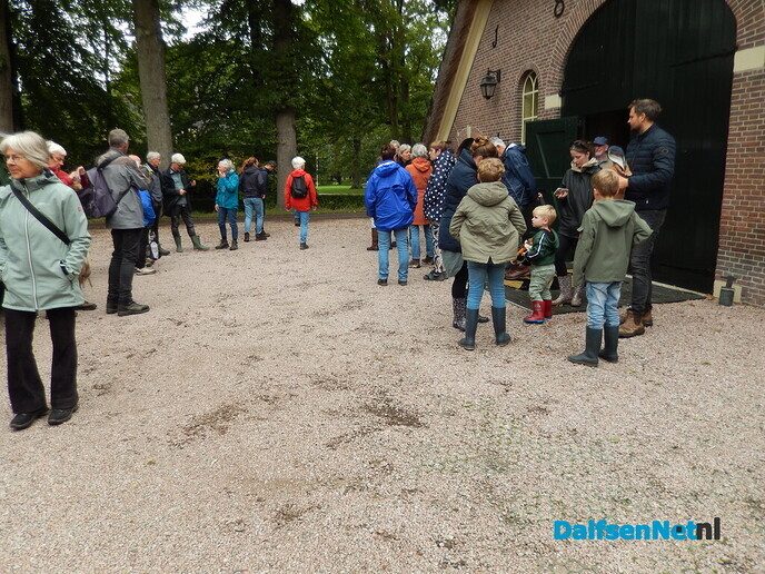 Zeer interessante lezing en een natuurexcursie over Landgoed Vilsteren - Foto: Willy