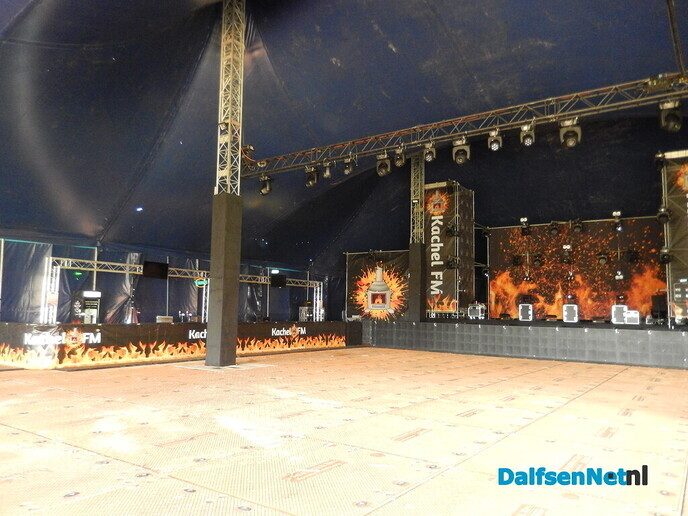 Hoonhorst is klaar voor de Kachel FM - Foto: Willy