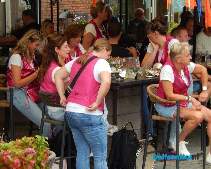 Dalfsen bijna omver geblazen door prachtige blaasmuziek - Foto: Willy