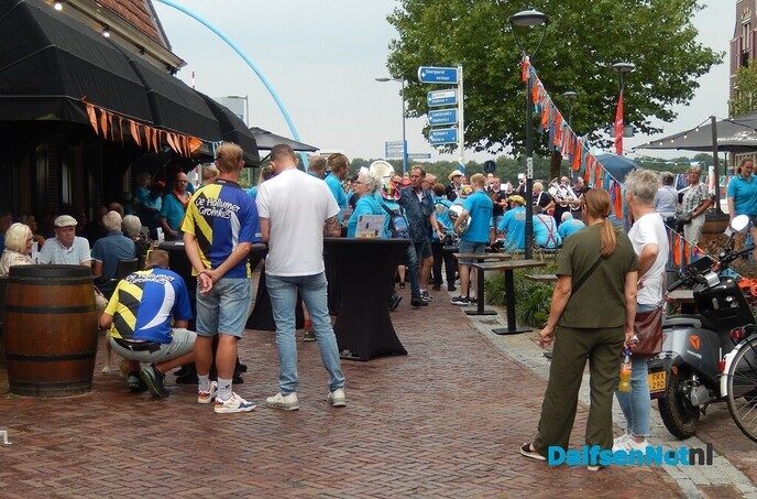 Dalfsen bijna omver geblazen door prachtige blaasmuziek - Foto: Willy