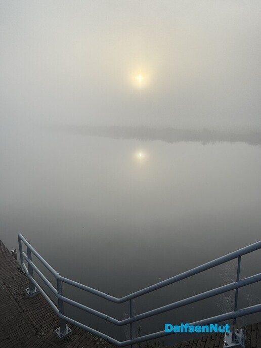 Mistig Dalfsen - Foto: Ingezonden foto