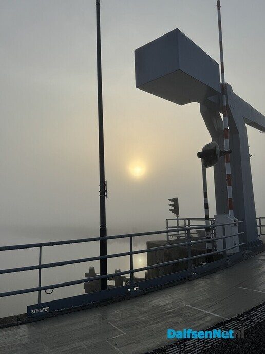 Mistig Dalfsen - Foto: Ingezonden foto