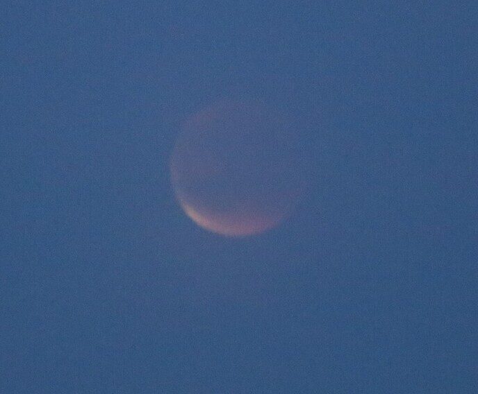 Maansverduistering in Ankum wel zichtbaar - Foto: Ingezonden foto