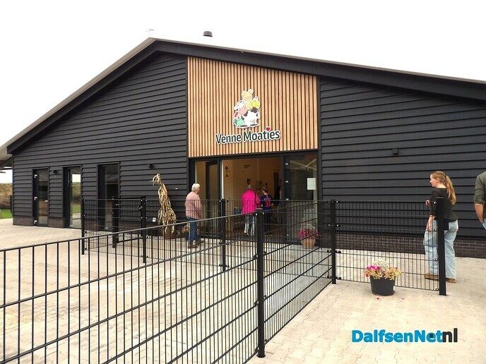 De opening van kinderopvang de Venne Moaties - Foto: Willy