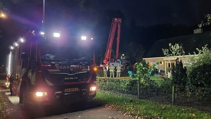 Meer over de schoorsteenbrand Vilsteren - Foto: Niels Jansen