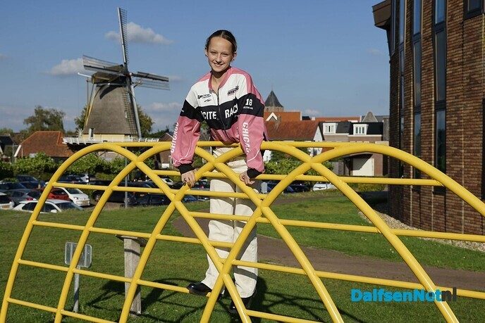Milou Groen, de nieuwe kinderburgemeester van Dalfsen, is super sportief. - Foto: Paul Scholten