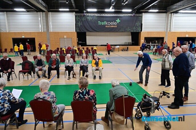 Koersbalteam Werkeren Zwolle winnaar 31e editie van het provinciaal Koersbaltoernooi - Foto: Johan Bokma