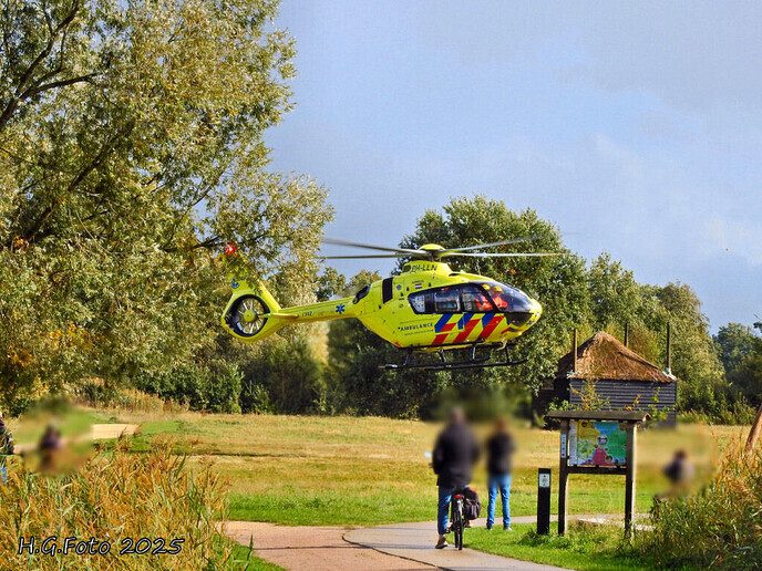 Lifeliner 4 landt op Bellingeweer