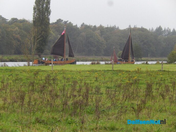 Vandaag waren zeilende zompen te zien op de Vecht - Foto: Willy