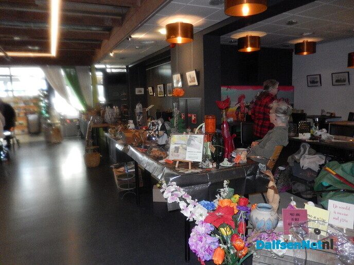 Kleinschalige Fair in het Dorpshuus - Foto: Willy