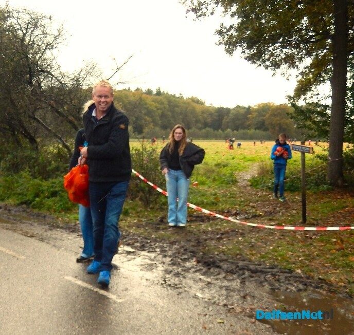Wat een mooie actie van het bedrijf van Jan Overesch - Foto: Willy