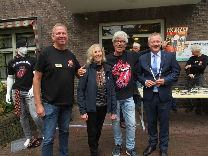 Burgemeester geeft rockend startsein voor expositie Rolling Stones - Foto: Ingezonden foto