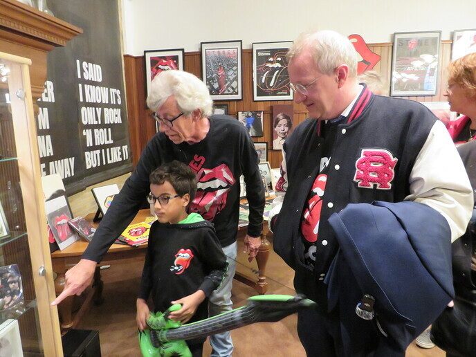 Burgemeester geeft rockend startsein voor expositie Rolling Stones - Foto: Ingezonden foto