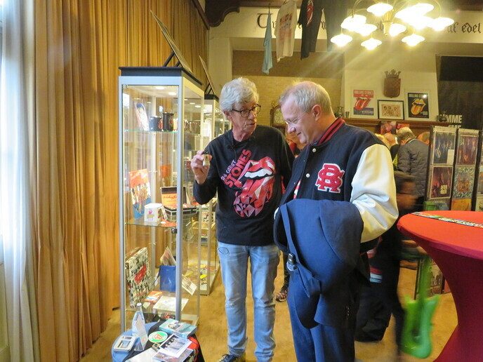 Burgemeester geeft rockend startsein voor expositie Rolling Stones - Foto: Ingezonden foto