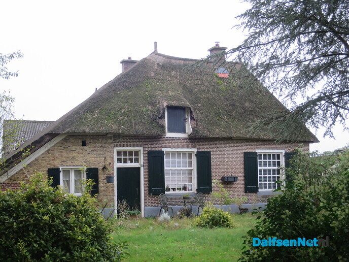 Het is nog donker in Hoonhorst, ik ga toch wandelen - Foto: Wim