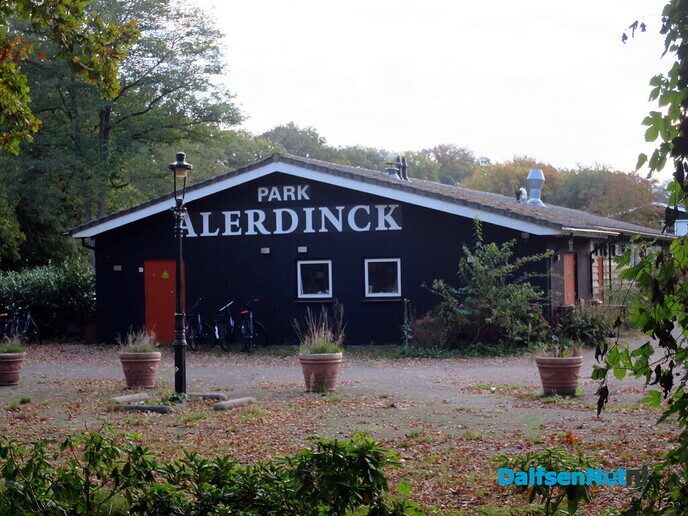 Als alles brand, brand water ook - Foto: Wim