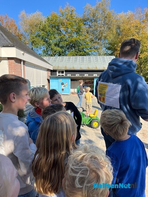 Opening kinderboekenweek Sjaloom Dalfsen - Foto: Ingezonden foto