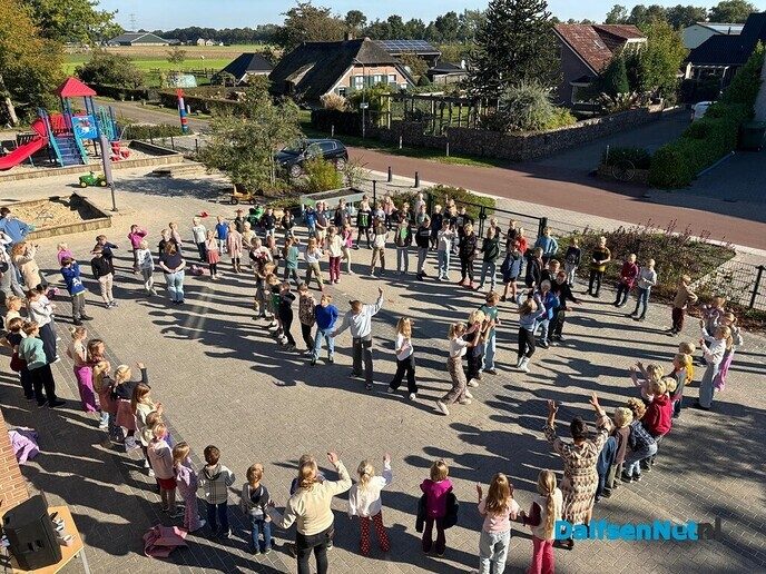 Opening kinderboekenweek Sjaloom Dalfsen - Foto: Ingezonden foto