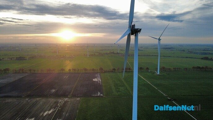 Nog meer beelden van de windturbine - Foto: Ingezonden foto