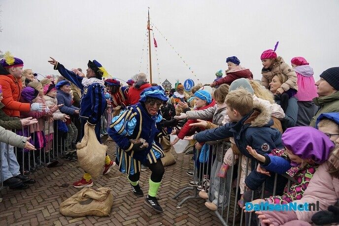 Intocht Sinterklaas in Dalfsen (foto’s) - Foto: Paul Scholten