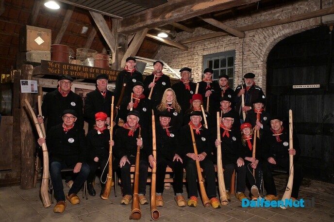 Nieuwe groepsfoto Dalfser Hoornbaozers - Foto: Johan Bokma