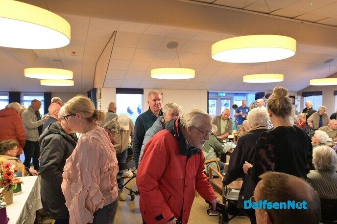 Een drukte van belang bij de bazaar van Rosengaerde - Foto: Johan Bokma