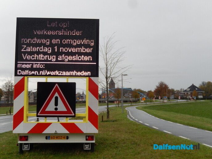 De Vechtbrug is weer open - Foto: Willy
