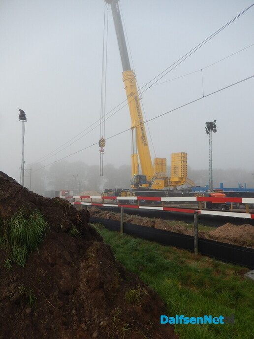 De dag: spectaculaire spoorwerkzaamheden 1 (bij Uitslag) - Foto: Willy