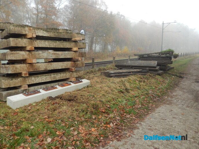De dag: spectaculaire spoorwerkzaamheden 1 (bij Uitslag) - Foto: Willy