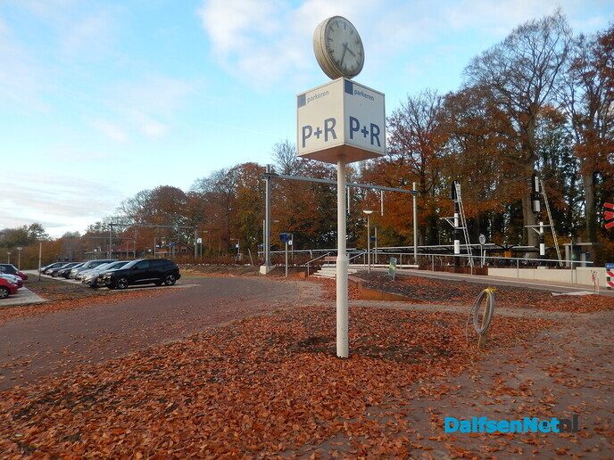 Wat is het station Heino mooi geworden - Foto: Willy