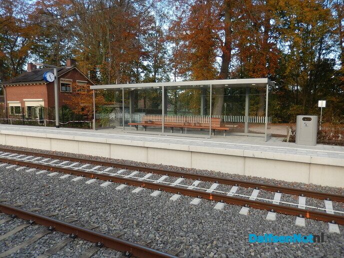 Wat is het station Heino mooi geworden - Foto: Willy