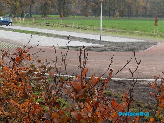 Wat is het station Heino mooi geworden - Foto: Willy