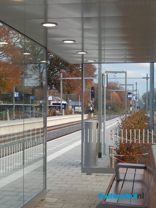 Wat is het station Heino mooi geworden - Foto: Willy