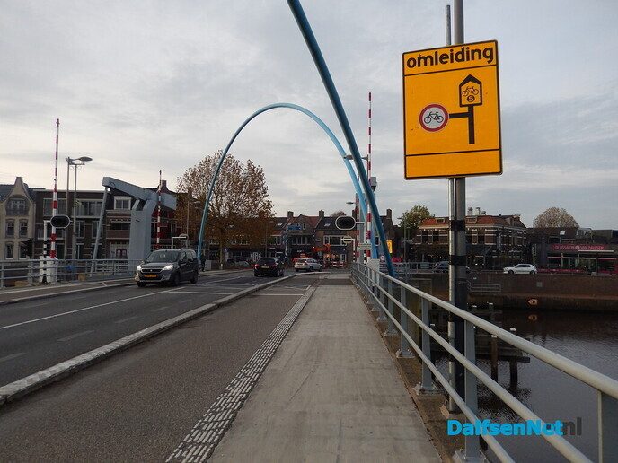 Nu is de Raadhuisstraat aan de beurt - Foto: Willy
