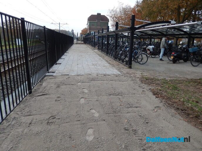 Stationsomgeving is afgelopen weekeind flink aangepakt - Foto: Willy
