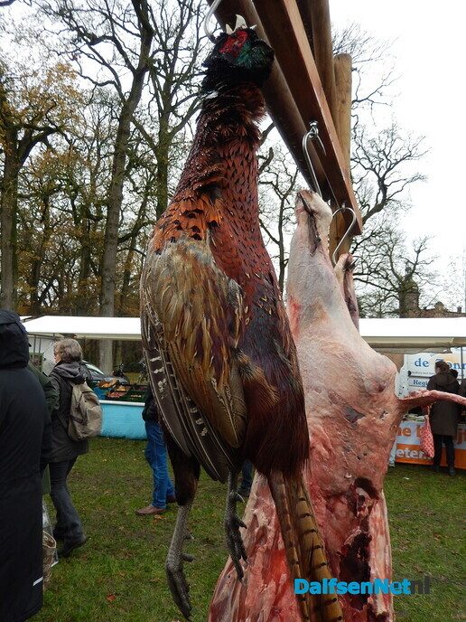 Het was weer een gezellige markt in Vilsteren - Foto: Willy