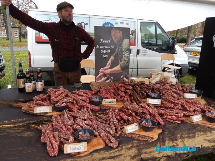 Het was weer een gezellige markt in Vilsteren - Foto: Willy